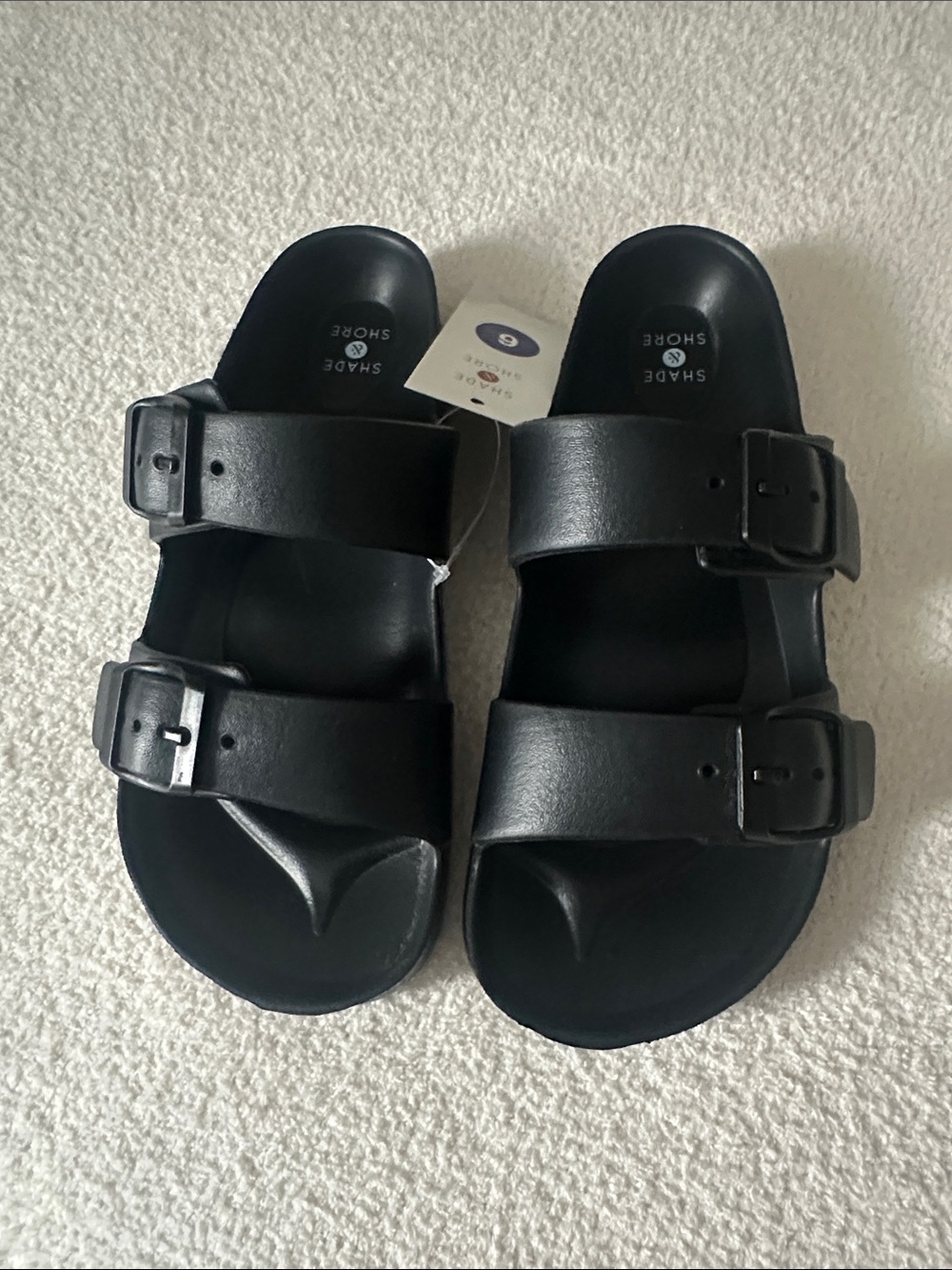 Women’s Black strappy slide Sandals Size 6